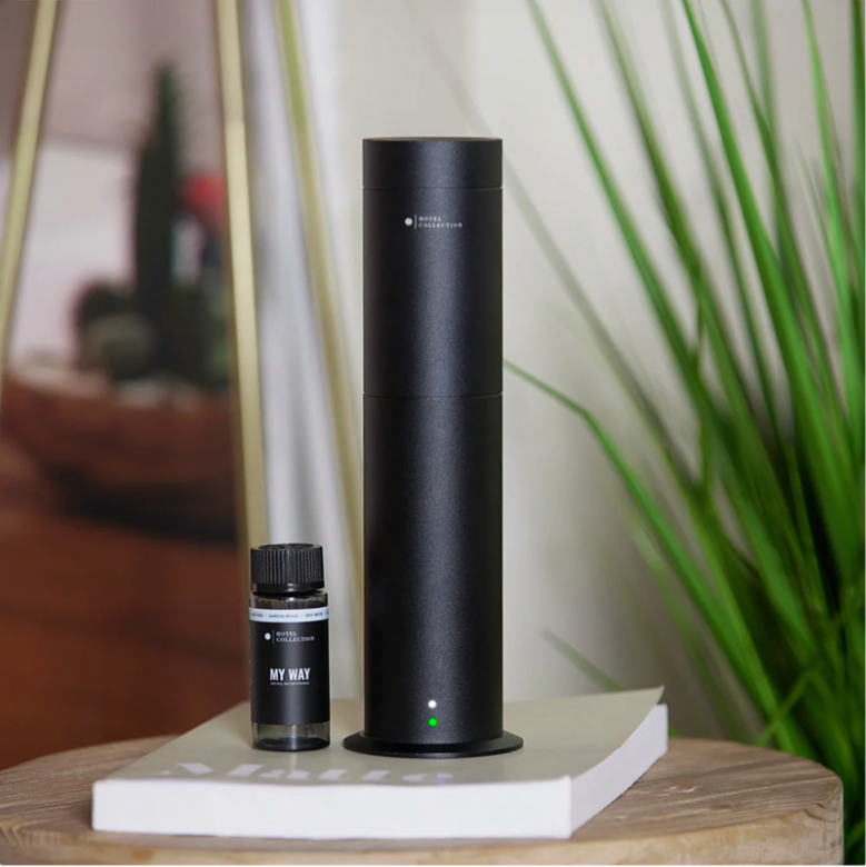 Difusor de Aromas Studio Pro 600 Sq/Ft | Incluye 3 Fragancias de 30Ml